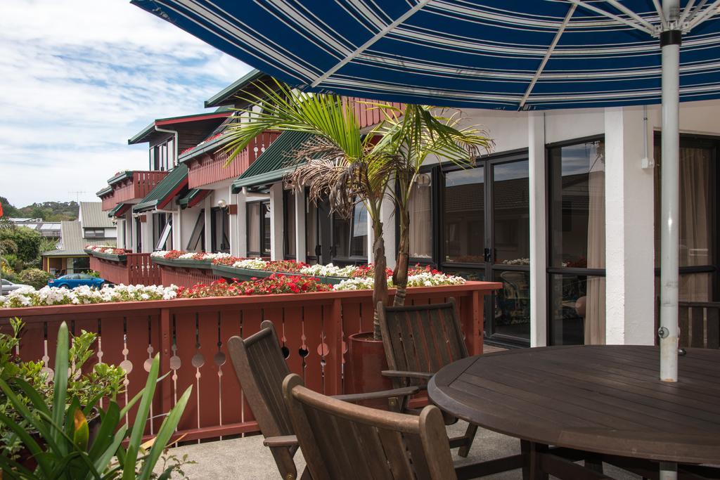 Swiss Chalet Lodge Motel Paihia Exterior photo