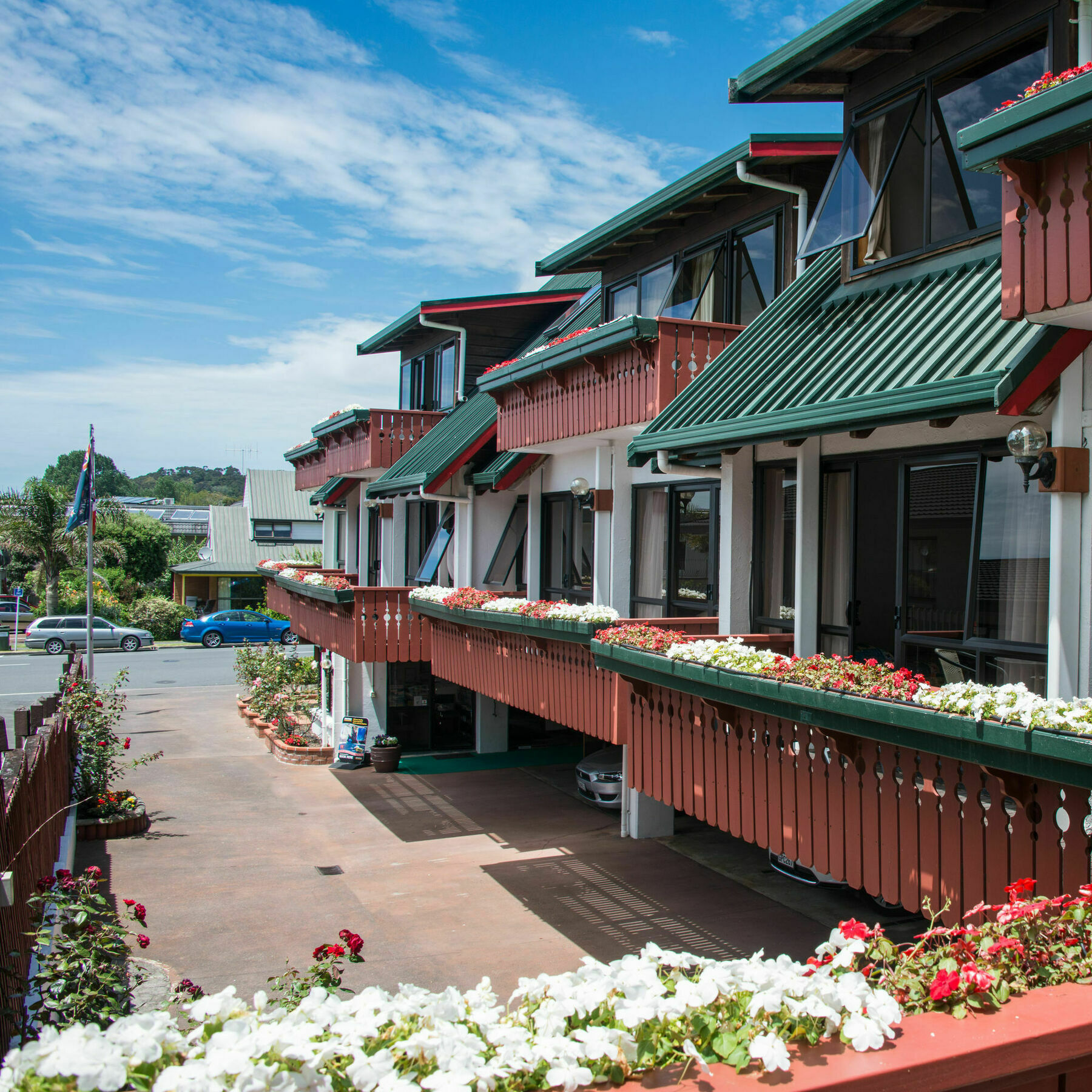 Swiss Chalet Lodge Motel Paihia Exterior photo